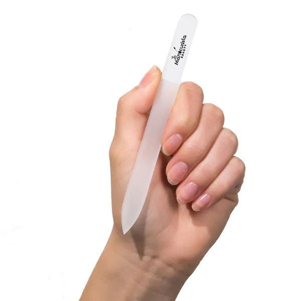 LM Glass Nail file in Hand